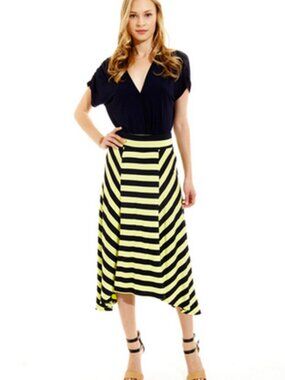 PHILOSOPHY BY REPUBLIC Sharktail Stripe Bumble Bee Maxi Skirt Navy/Lime M $78